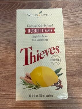 NEW Thieves Infused Household Cleaner 10x Single 1oz Use Packets Young Living